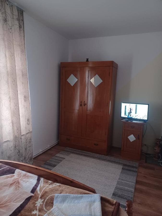 Casa Bucovina Dorna Candrenilor Ascutitele Kültér fotó
